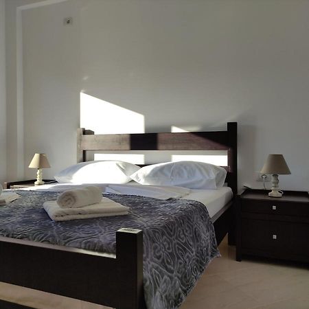 Ionia Apartments Sarandë 外观 照片