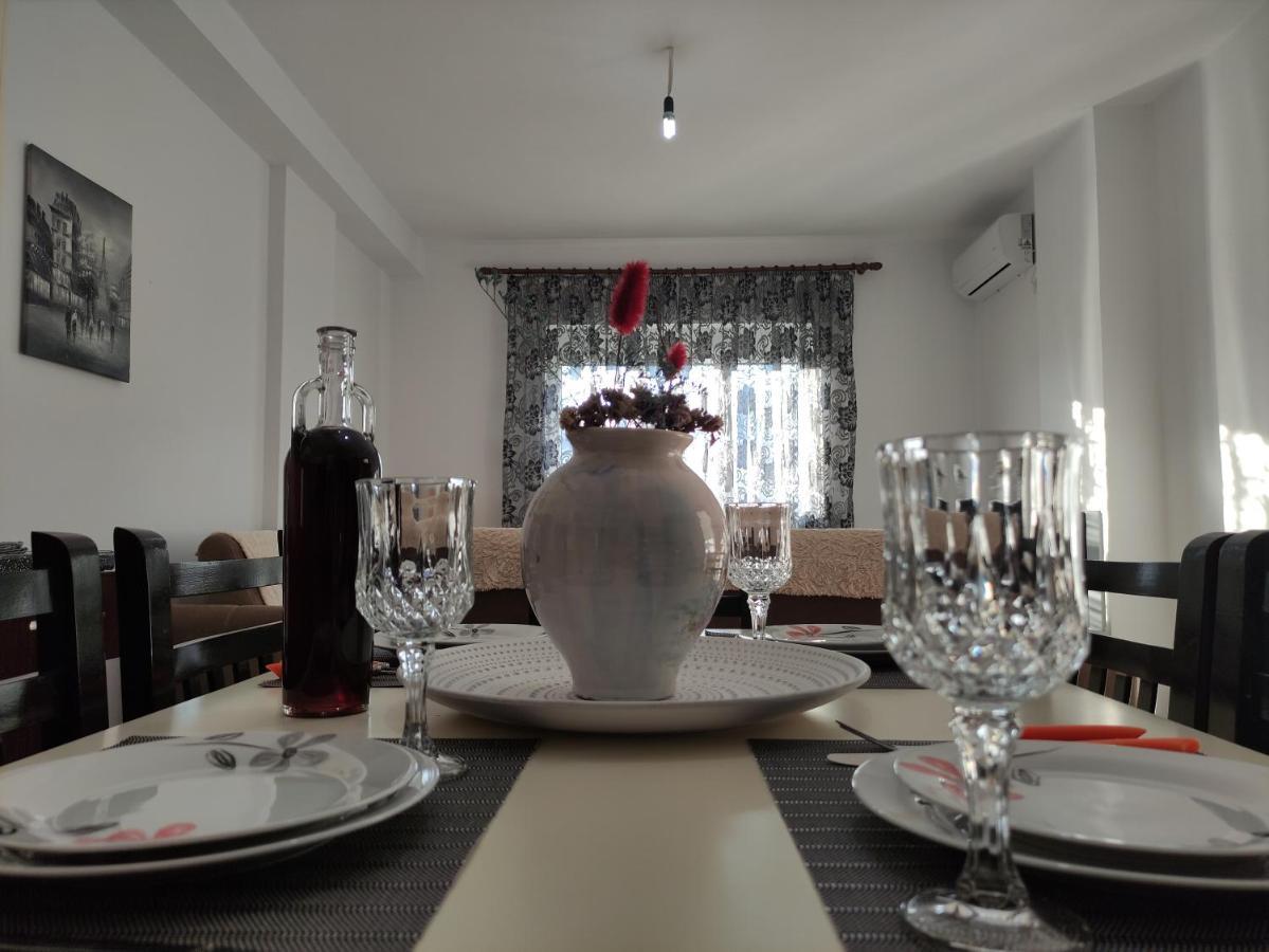 Ionia Apartments Sarandë 外观 照片