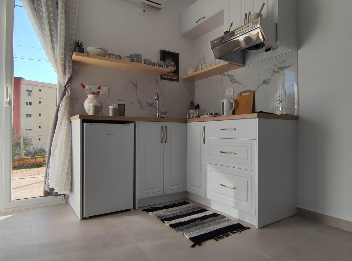 Ionia Apartments Sarandë 外观 照片