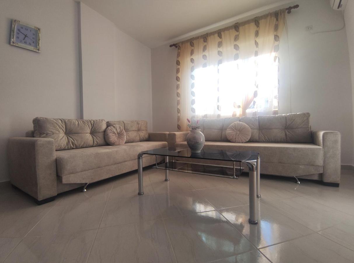 Ionia Apartments Sarandë 外观 照片
