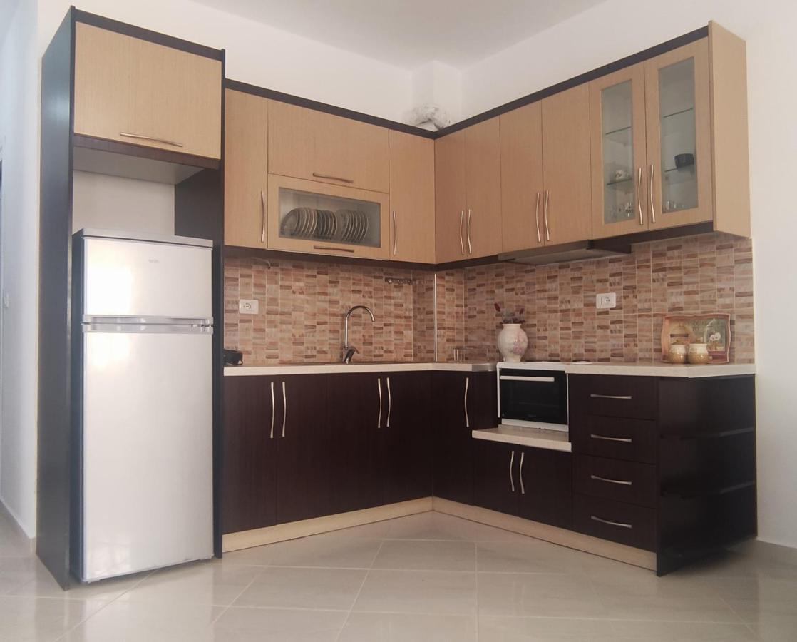 Ionia Apartments Sarandë 外观 照片