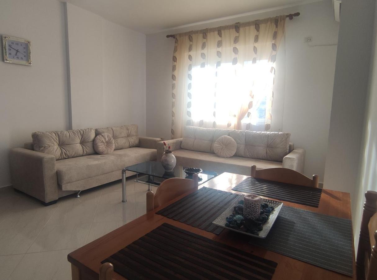 Ionia Apartments Sarandë 外观 照片