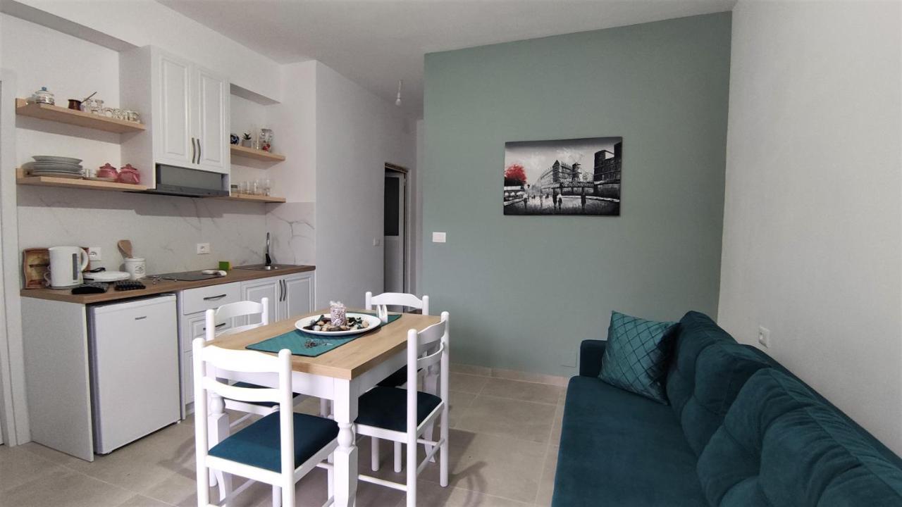 Ionia Apartments Sarandë 外观 照片