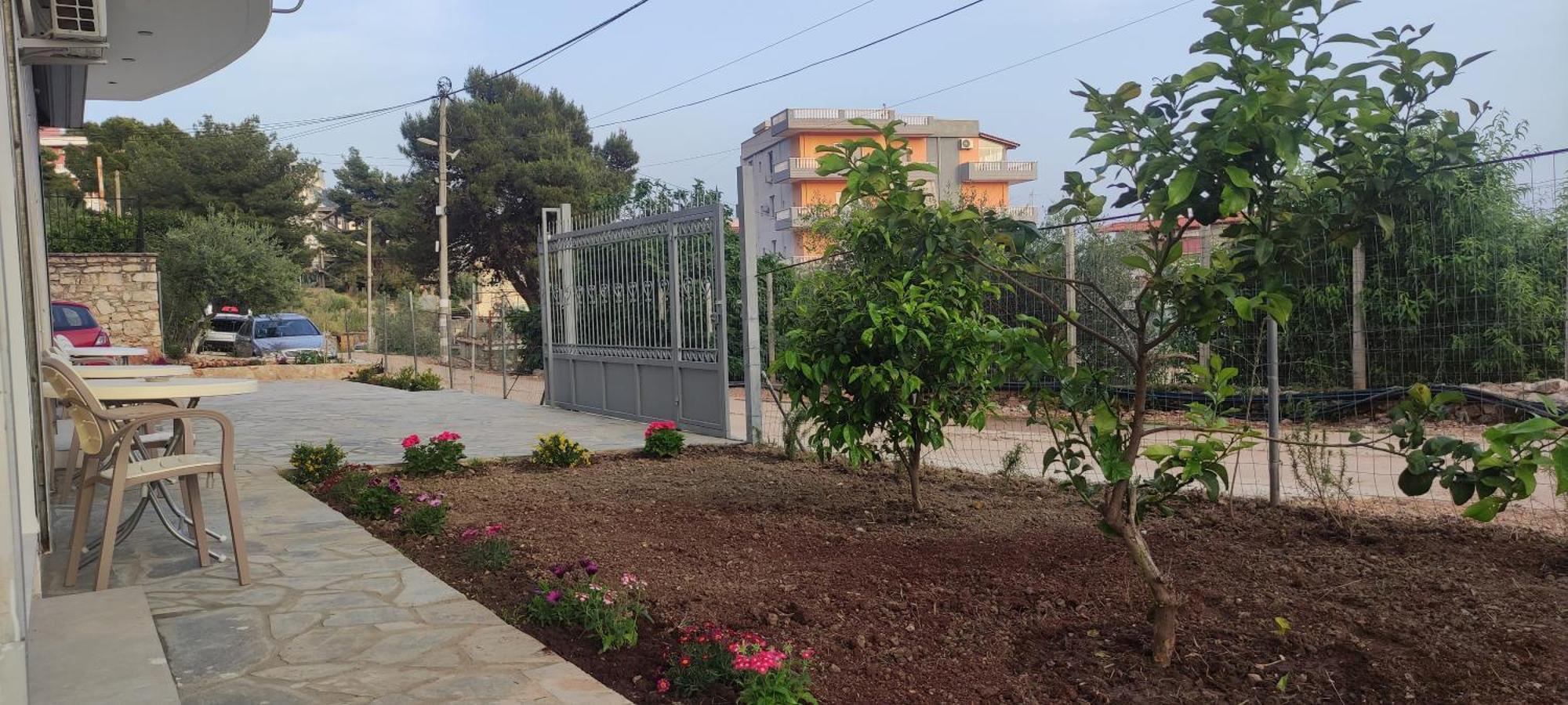 Ionia Apartments Sarandë 外观 照片
